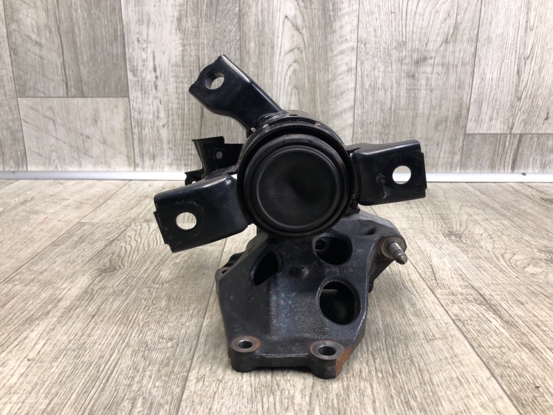 Подушка двигателя правая RAV4 13-19 2016 2.5 2ARFE