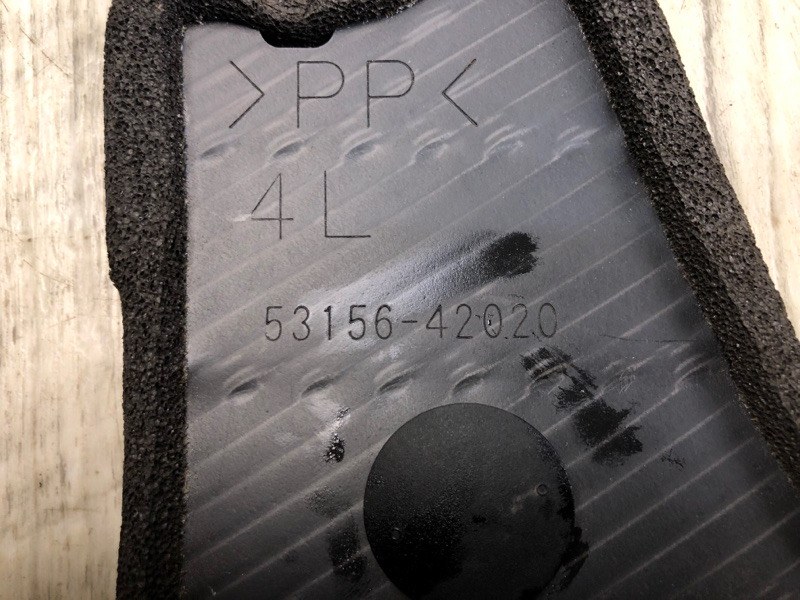 Дефлектор радиатора левый TOYOTA RAV4 13-19 2.5 2ARFE