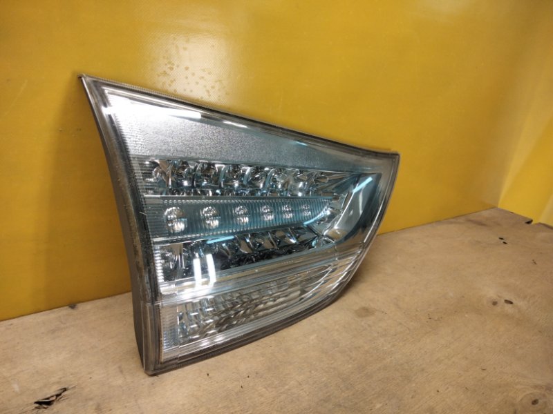 Фонарь наружный левый SIENNA 11-16