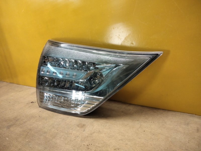 Фонарь наружный левый TOYOTA SIENNA 11-16