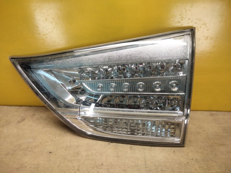 Фонарь наружный правый TOYOTA SIENNA 11-16 8158008020 Б/У