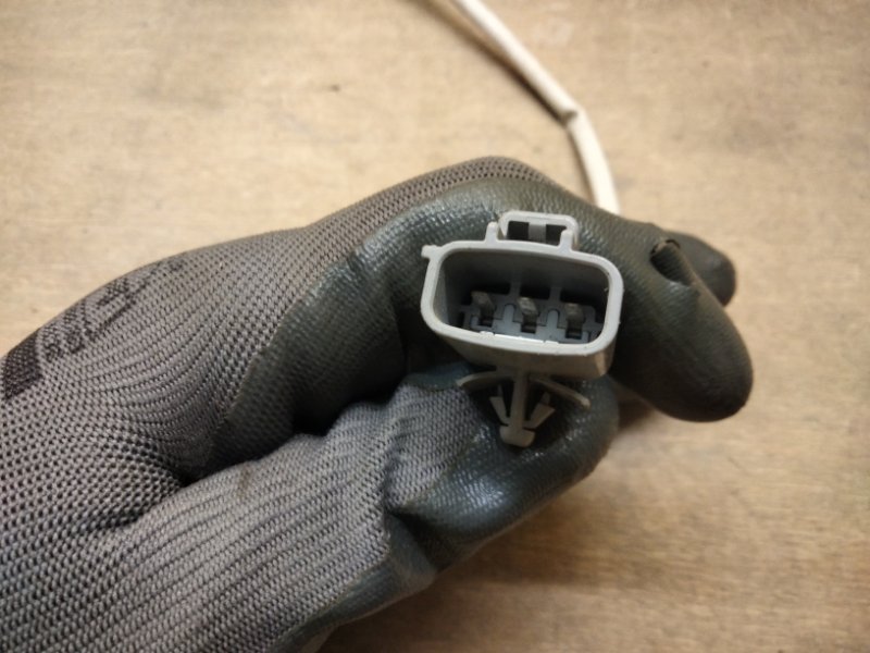 Дневной ходовой огонь левый IS250/350 13-20