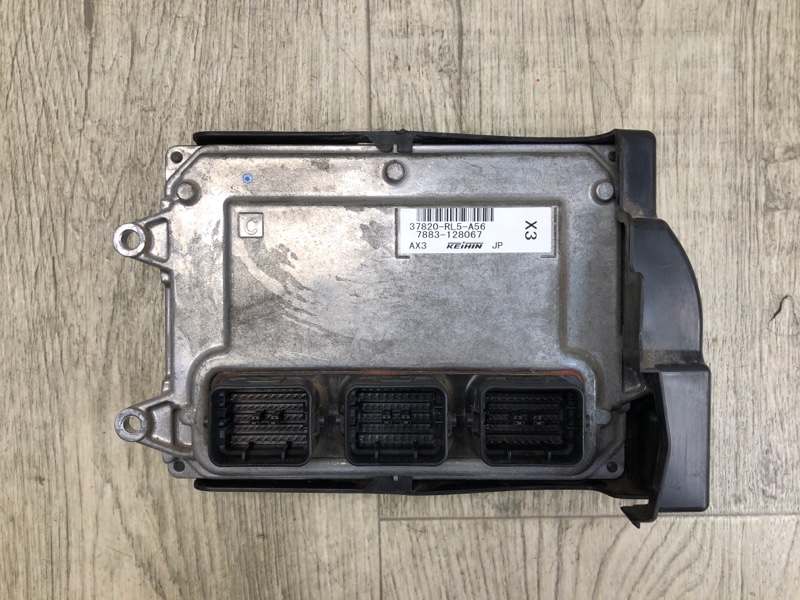 Блок управления двигателем HONDA ACCORD CU8 / TSX 08-14 2012 2.4L 37820-RL5-A56 Б/У