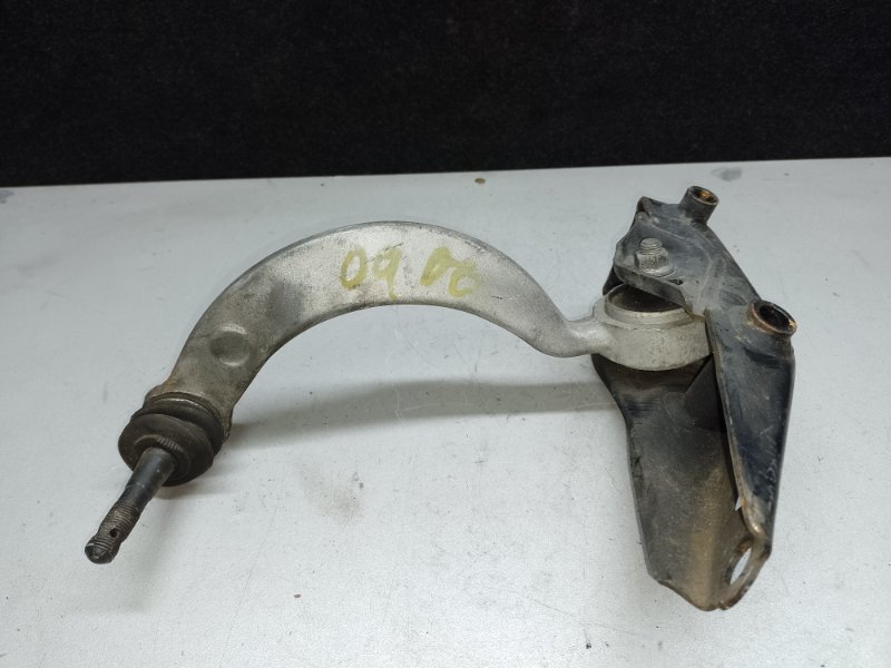 Рычаг передней подвески верхний правый LEXUS LS460 06-12 2007 XF40 4.6 1UR-FSE 48610-59085 Б/У