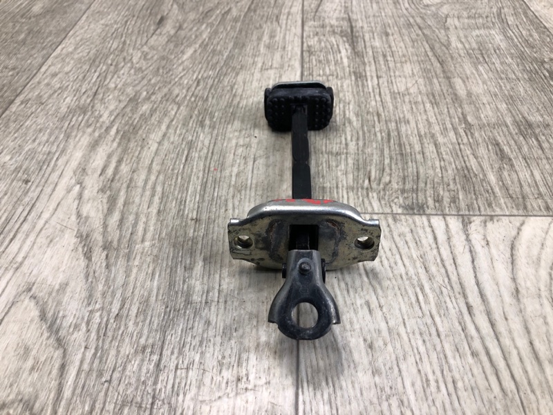 Ограничитель двери передний правый HONDA ACCORD CU8 / TSX 08-14 2.4L