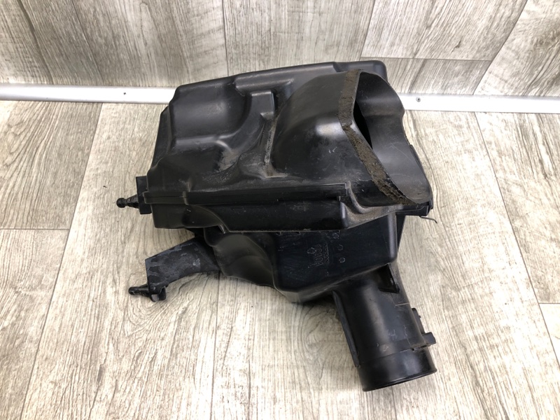 Корпус воздушного фильтра правый FX/QX70 S51 08-17 2008 5.0 VK50VE