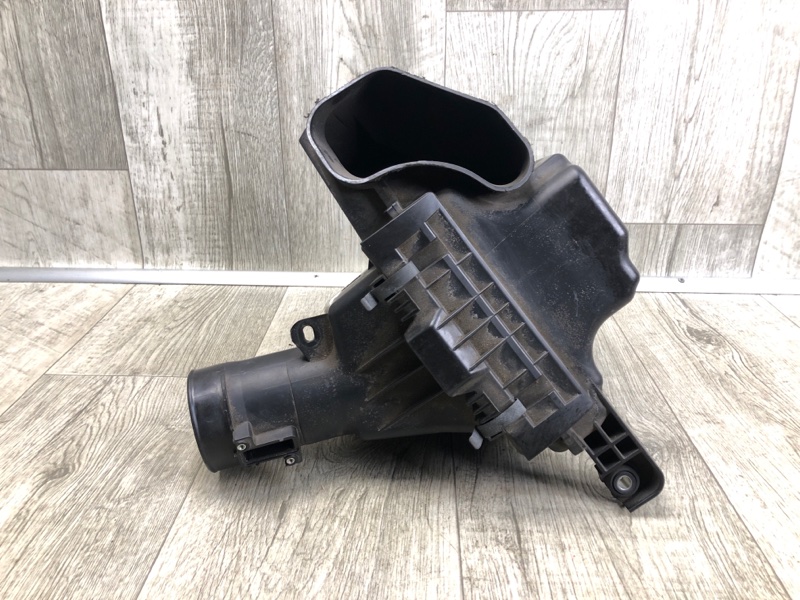 Корпус воздушного фильтра правый FX/QX70 S51 08-17 2008 5.0 VK50VE