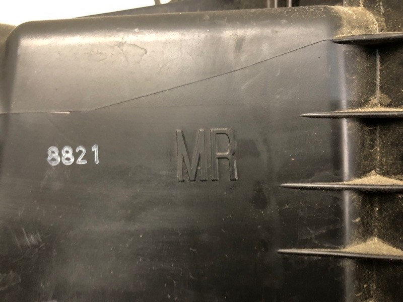 Корпус воздушного фильтра правый FX/QX70 S51 08-17 2008 5.0 VK50VE