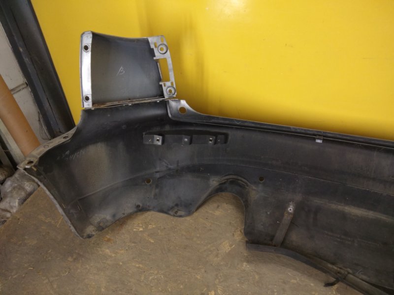 Бампер задний FX S50 03-08