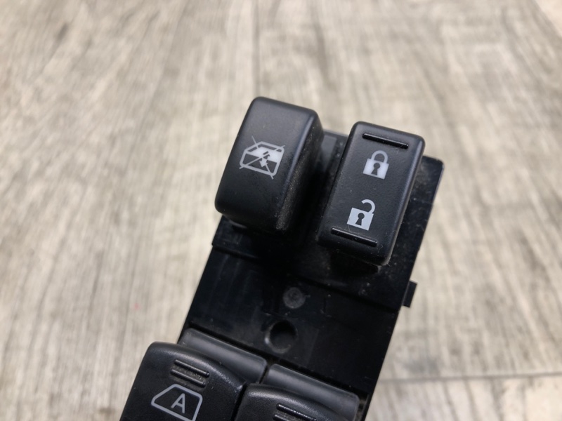 Блок управления стеклоподъемниками FX/QX70 S51 08-17 2008 5.0 VK50VE