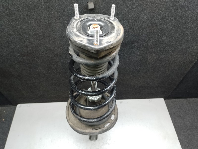 Амортизатор задний правый ES300 ES330 01-06 2005 XV30 3.3 3MZFE