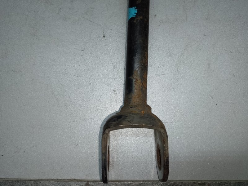 Рычаг задней подвески продольный левый LEXUS ES300 ES330 01-06 XV30 3.3 3MZFE