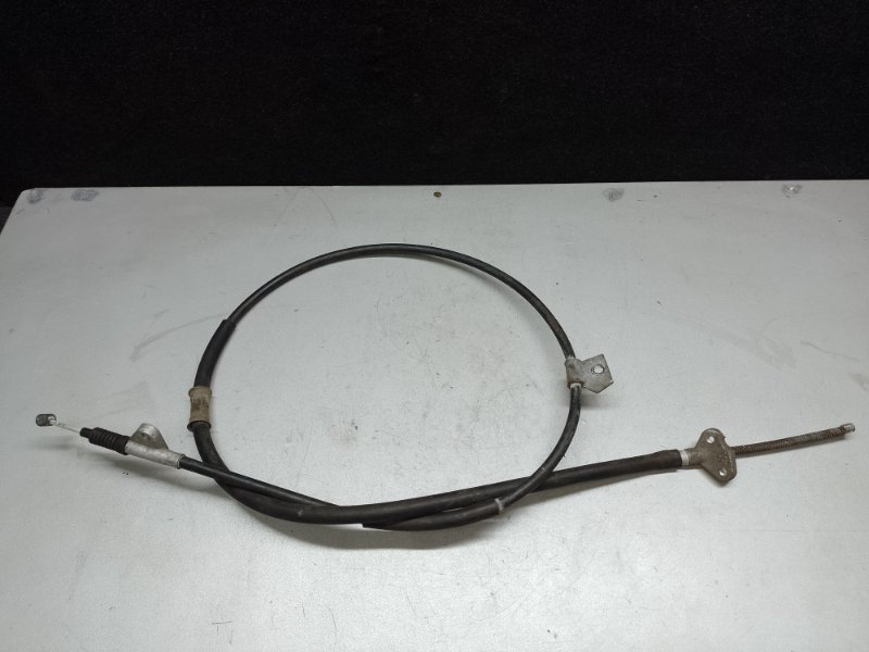 Трос стояночного тормоза правый LEXUS ES300 ES330 01-06 2006 XV30 3.3 3MZFE 46420-33100 Б/У