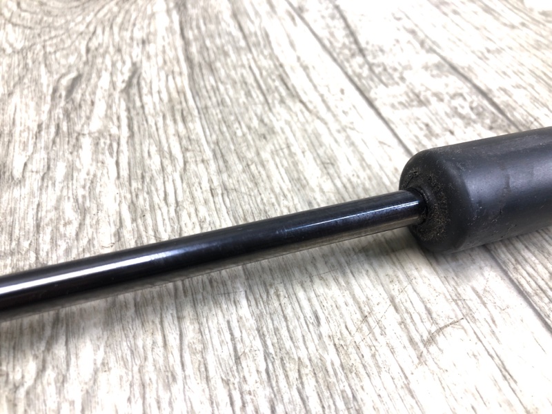 Амортизатор крышки багажника правый INFINITI FX/QX70 S51 08-17 5.0 VK50VE