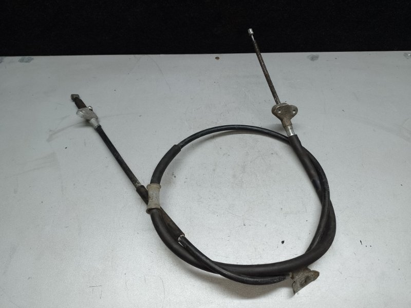 Трос стояночного тормоза левый LEXUS ES300 ES330 01-06 2006 XV30 3.3 3MZFE 46430-33100 Б/У