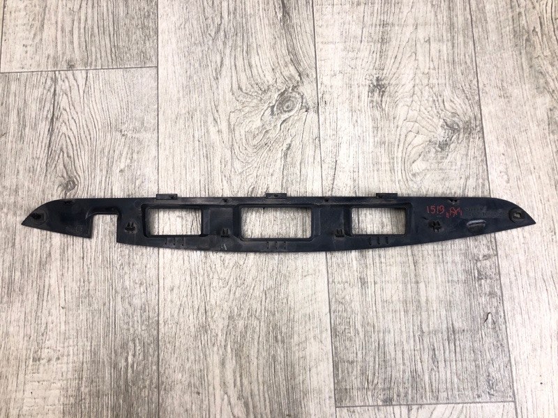 Панель подсветки номера FX/QX70 S51 08-17 2008 5.0 VK50VE