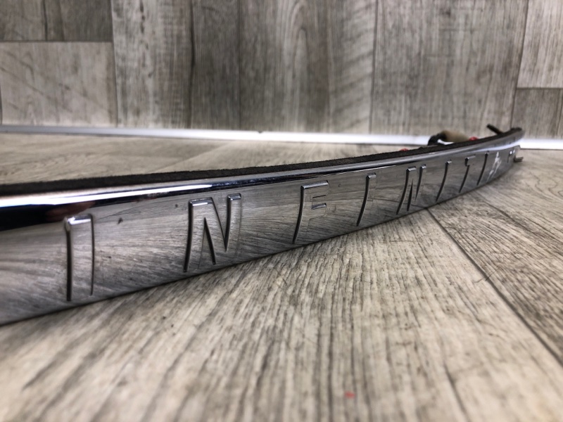 Накладка крышки багажника FX/QX70 S51 08-17 2008 5.0 VK50VE