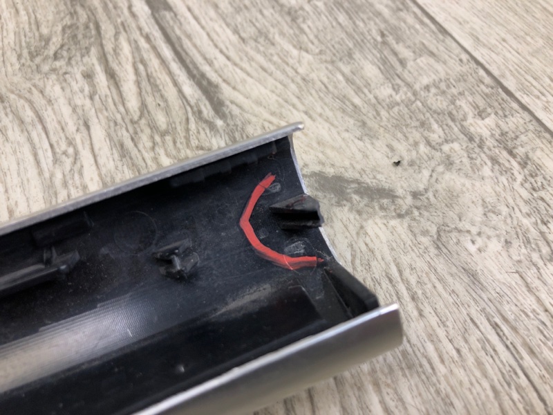 Заглушка рейлинга передняя правая FX/QX70 S51 08-17 2008 5.0 VK50VE