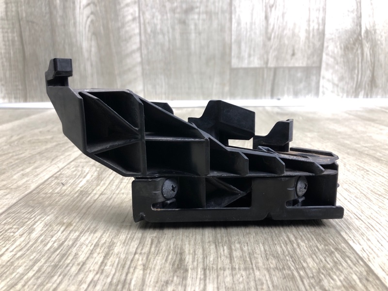 Кронштейн крепления фары правый INFINITI FX/QX70 S51 08-17 5.0 VK50VE