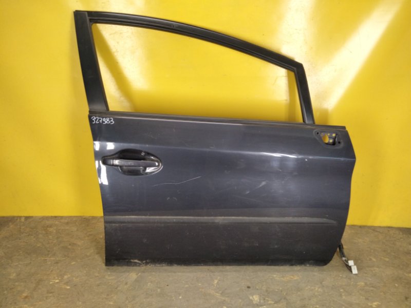 Дверь передняя правая TOYOTA PRIUS - 30 09-17 67001-47070 Б/У