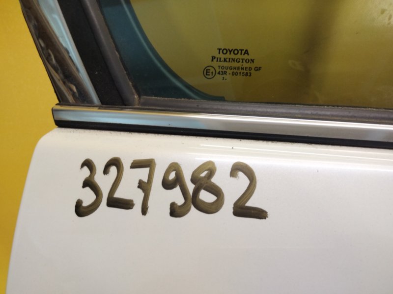 Дверь задняя правая AVENSIS 08-18 Дверь задняя правая AVENSIS 08-18