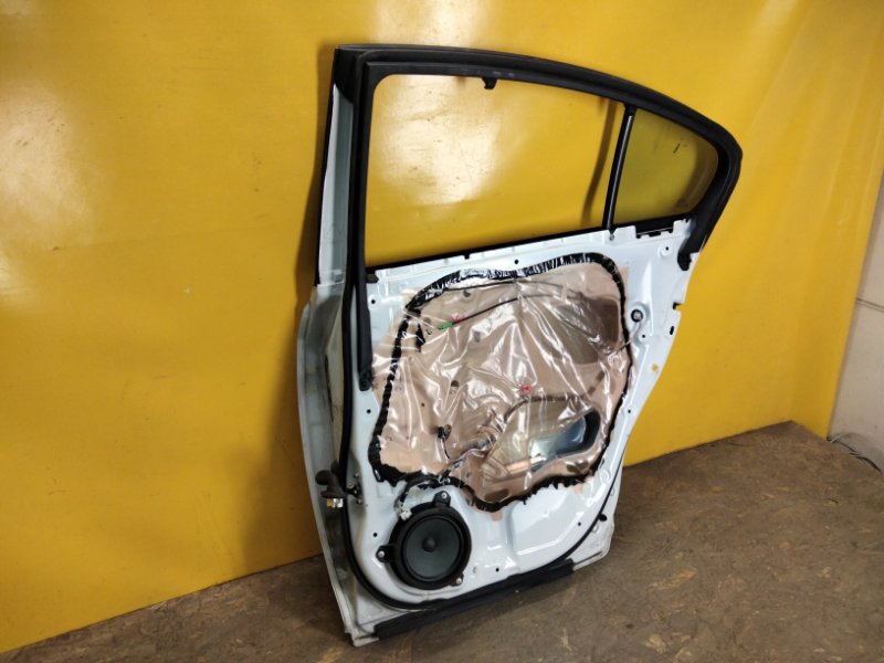 Дверь задняя правая AVENSIS 08-18 Дверь задняя правая AVENSIS 08-18