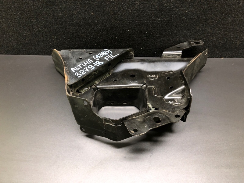 Крепление балки подвески переднее левое ALTIMA 19- 2019 L34 PR25DD Крепление балки подвески переднее левое ALTIMA 19- 2019 L34 PR25DD