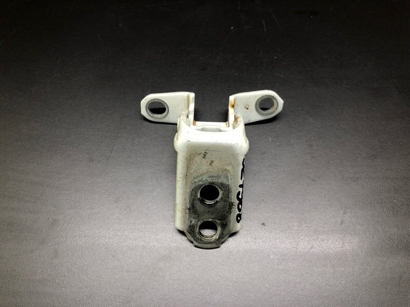 Петля двери нижняя передняя правая NISSAN ALTIMA 19- 2019 L34 PR25DD 80401-6CA0A Б/У