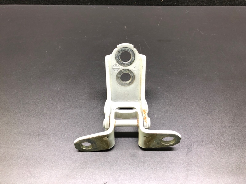 Петля двери верхняя передняя правая NISSAN ALTIMA 19- L34 PR25DD