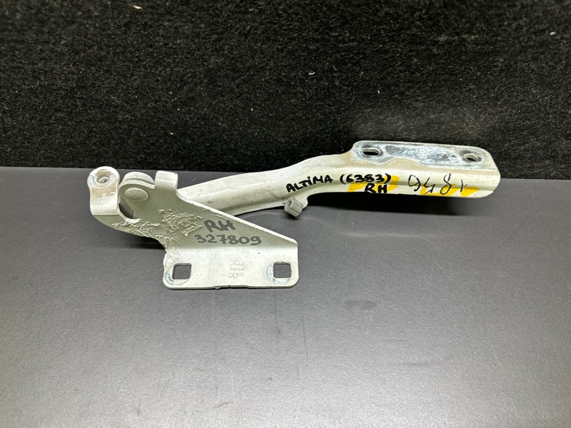 Петля капота правая NV200 USA 13-