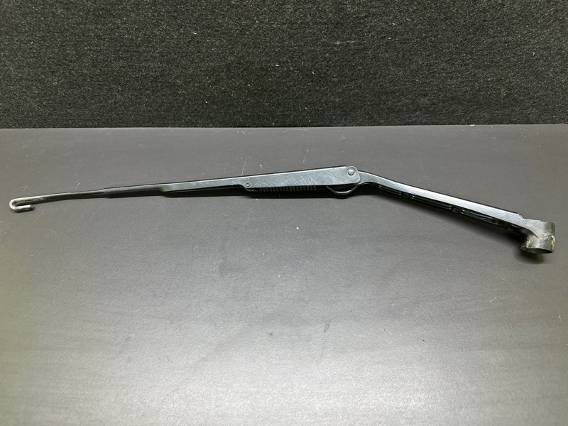 Поводок стеклоочистителя передний левый NISSAN ALTIMA 19- L34 PR25DD