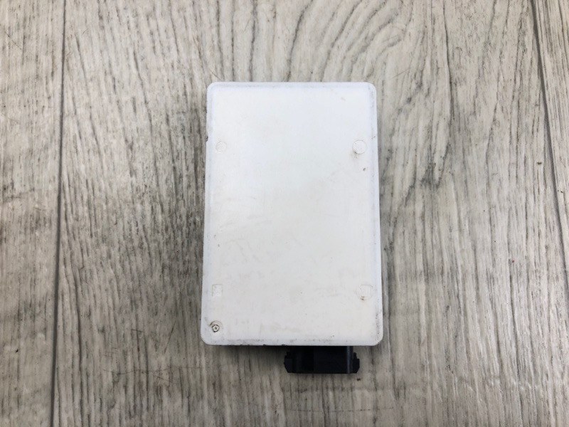 Датчик слепых зон CHEROKEE 14- 2016 2.4 ED8