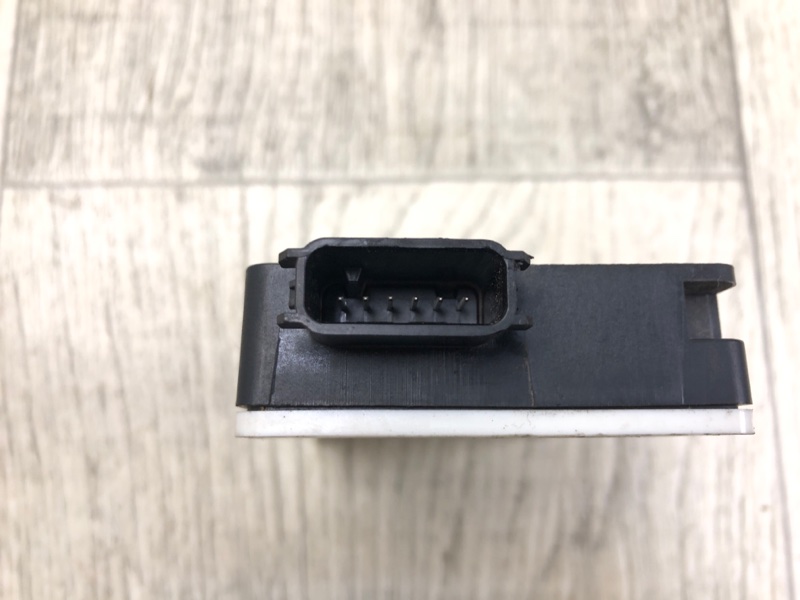 Датчик слепых зон CHEROKEE 14- 2016 2.4 ED8