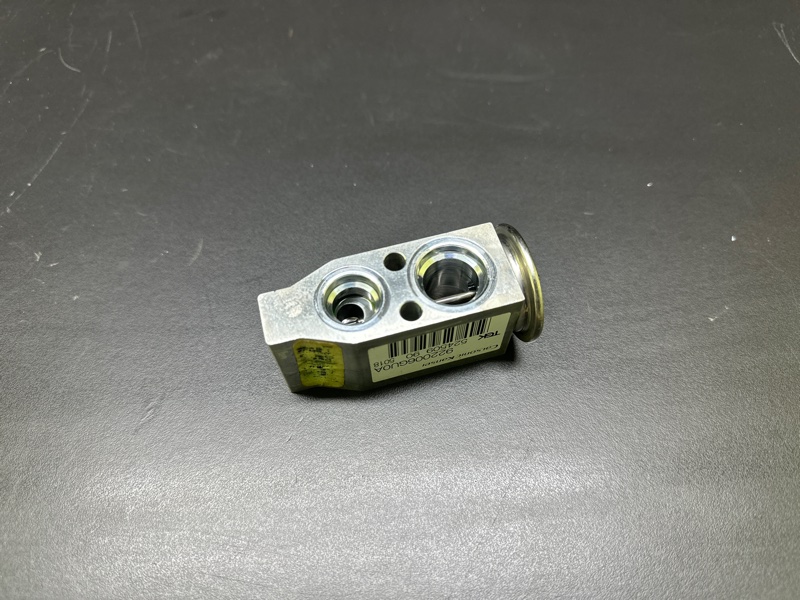 Клапан кондиционера ALTIMA 19- 2019 L34 PR25DD