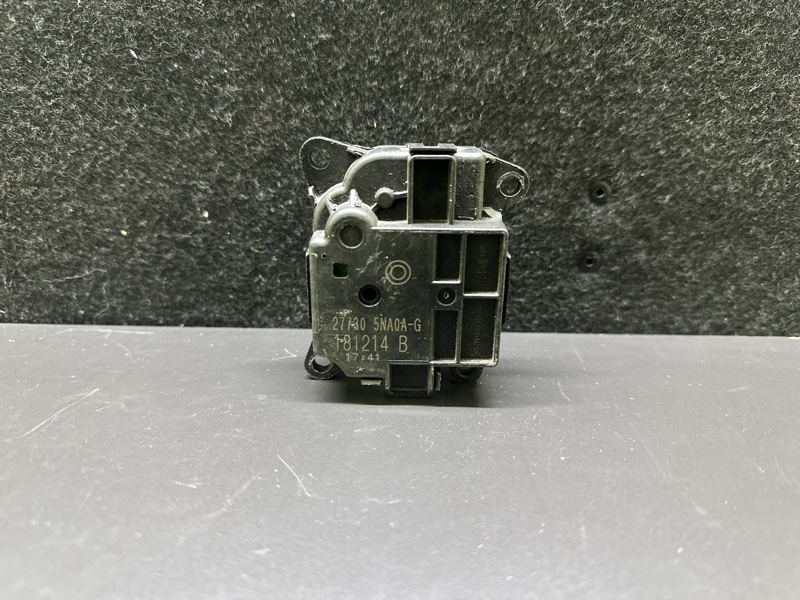 Моторчик заслонки печки ALTIMA 19- 2019 L34 PR25DD