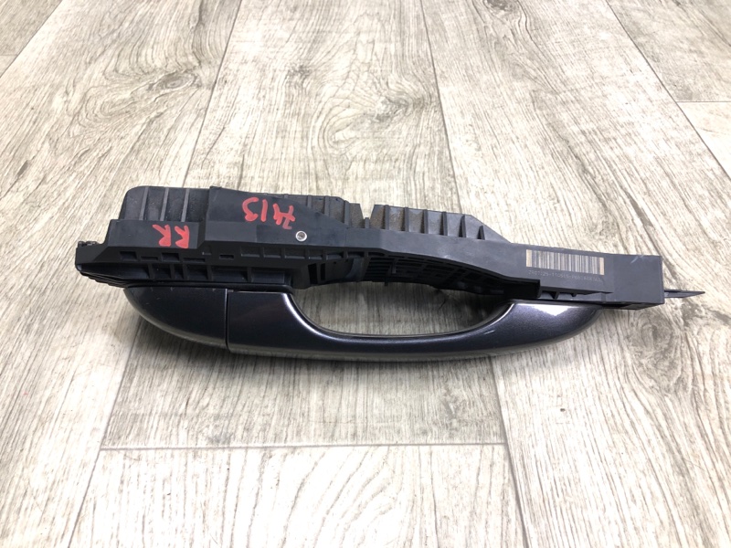 Ручка двери наружная задняя правая CHEROKEE 14- 2016 2.4 ED8 Ручка двери наружная задняя правая CHEROKEE 14- 2016 2.4 ED8