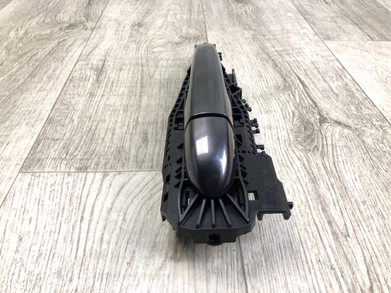 Ручка двери наружная задняя правая CHEROKEE 14- 2016 2.4 ED8 Ручка двери наружная задняя правая CHEROKEE 14- 2016 2.4 ED8