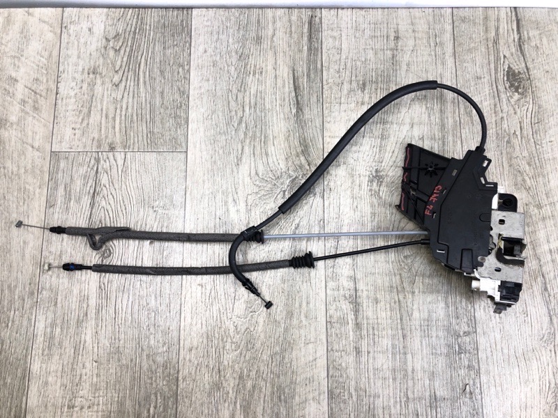 Запчасть замок двери передний левый JEEP CHEROKEE 14- 2016 2.4 ED8 4589 913AE Б/У Замок двери передний левый JEEP CHEROKEE 14- 2016 2.4 ED8 4589 913AE Б/У