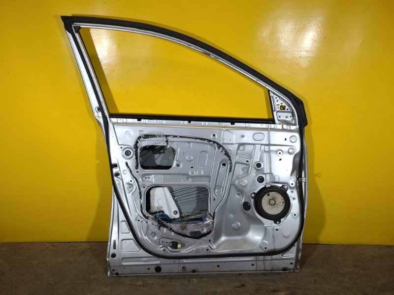 Дверь передняя левая RAV4 13-19 Дверь передняя левая RAV4 13-19