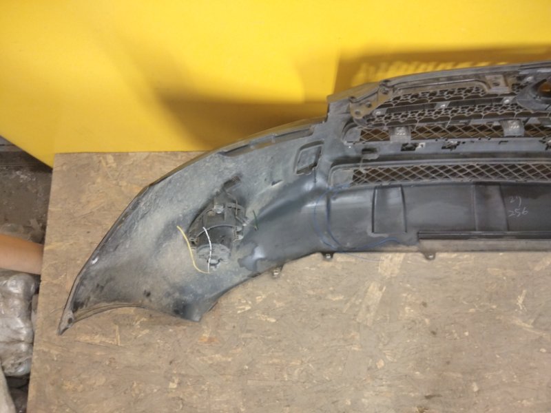 Бампер передний RAV4 05-12 Бампер передний RAV4 05-12