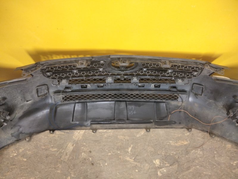 Бампер передний RAV4 05-12 Бампер передний RAV4 05-12