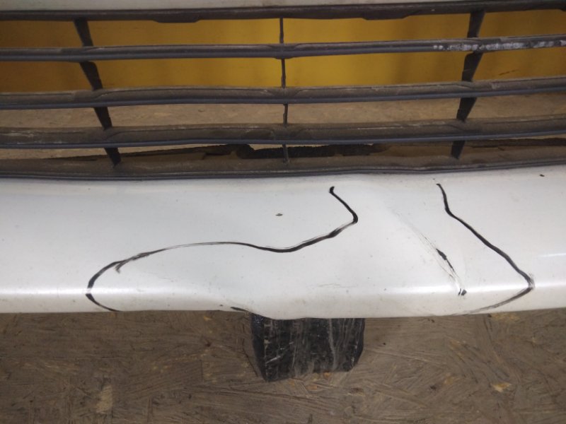 Бампер передний PRIUS - 30 09-17 Бампер передний PRIUS - 30 09-17