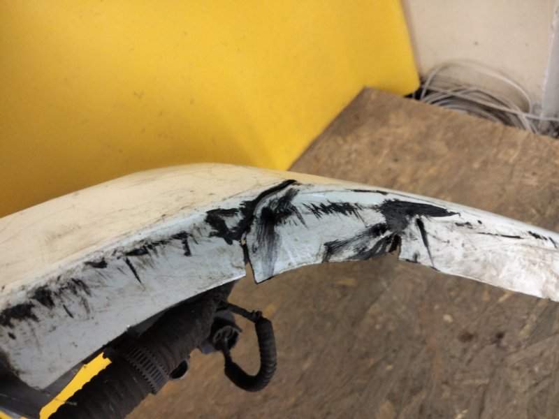 Бампер передний PRIUS - 30 09-17 Бампер передний PRIUS - 30 09-17