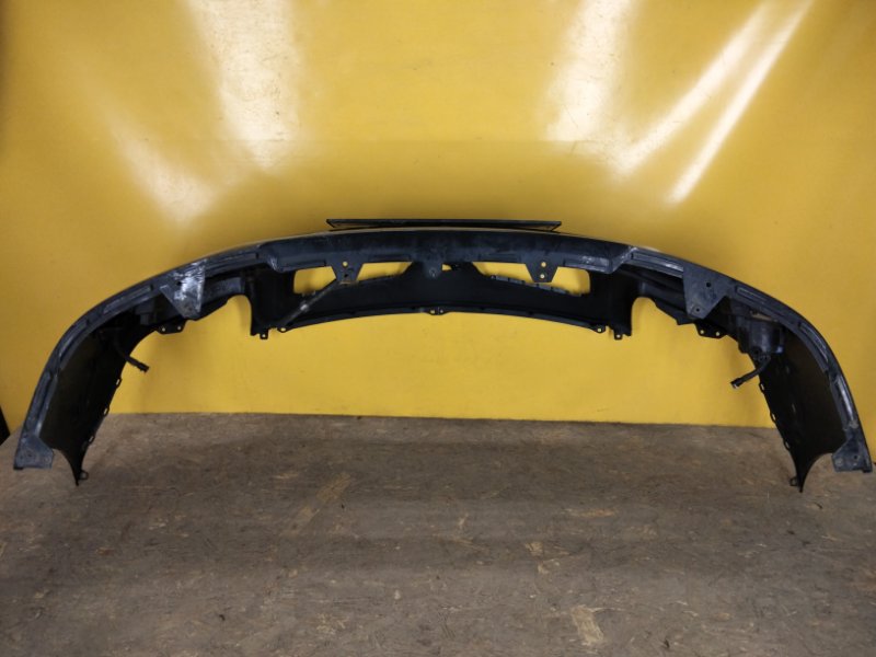 Бампер передний AVENSIS 03-08 Бампер передний AVENSIS 03-08