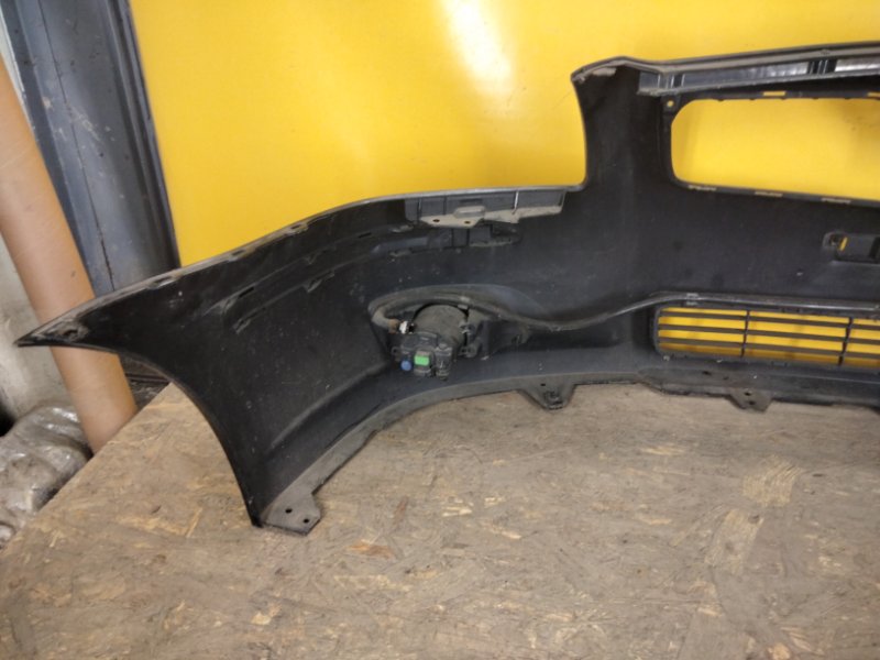 Бампер передний AVENSIS 03-08 Бампер передний AVENSIS 03-08