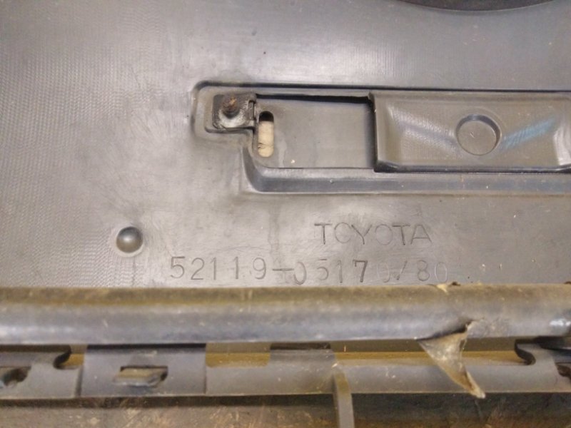 Бампер передний AVENSIS 03-08 Бампер передний AVENSIS 03-08