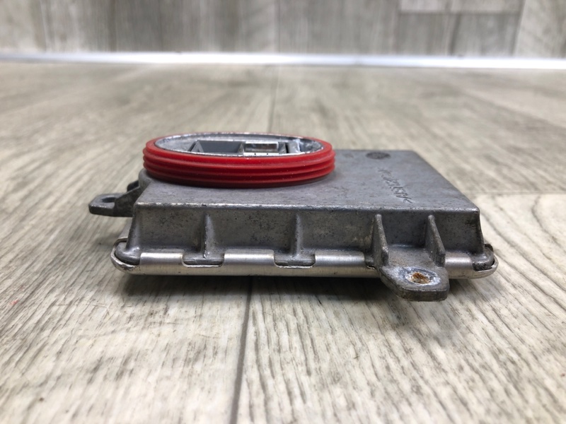 Блок розжига ксенона передний правый JEEP CHEROKEE 14- 2.4 ED8