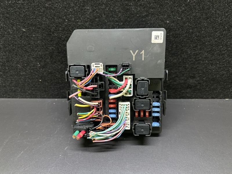 Блок предохранителей моторный отсек NISSAN NV200 USA 13- 284B7-3LM0A Б/У