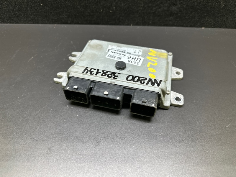 Блок управления двигателем NV200 USA 13-