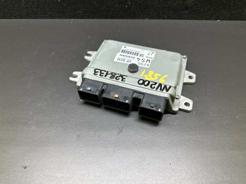 Блок управления двигателем NV200 USA 13-